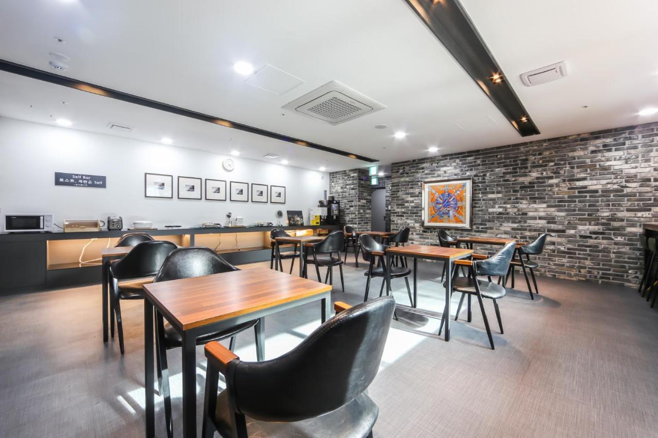 Seomyeon Brown-Dot Hotel Gold Busan Exterior photo